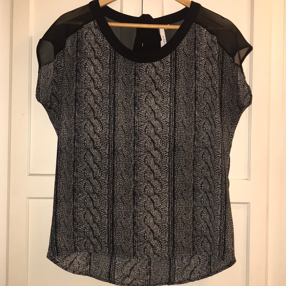 Printed Hi/Low Blouse